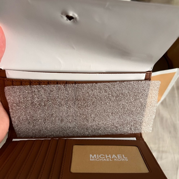 Brand New Michael Kors Purse and Wallet - Picture 4 of 4